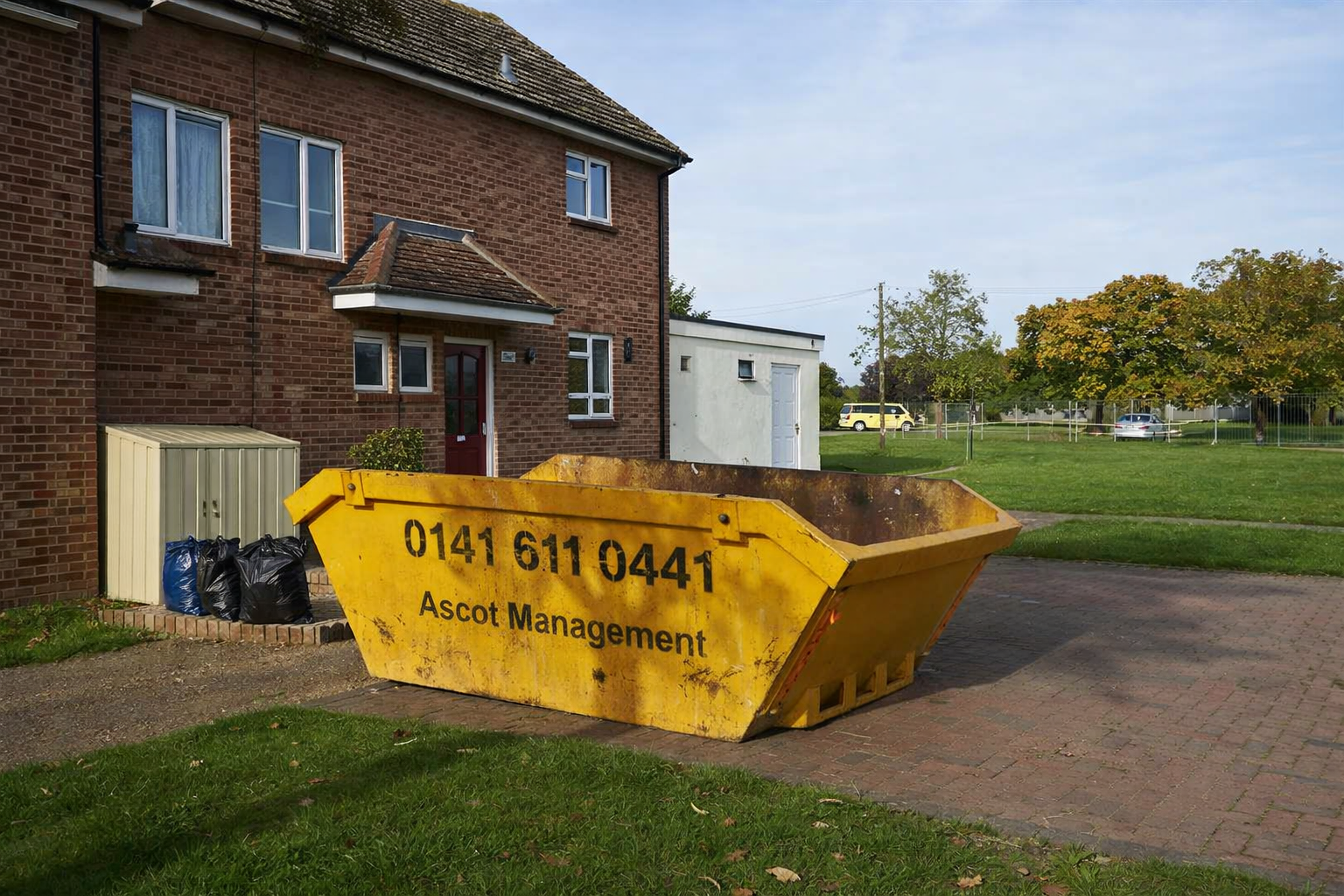 4 yard skip hire from Ascot Waste Management